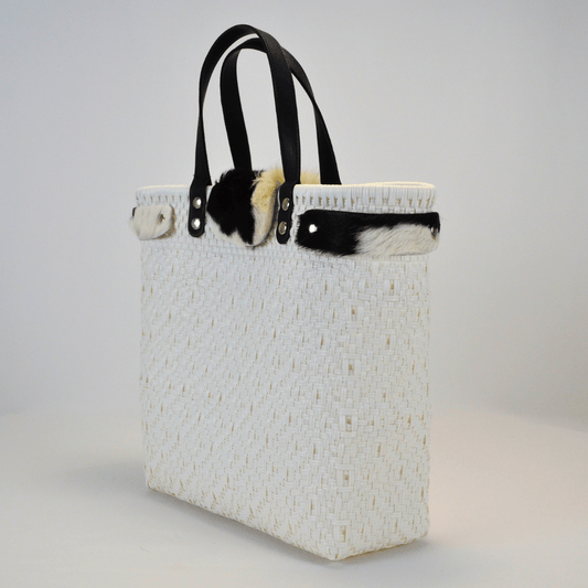 tote artesanal piel México edición Cow Furry color negro vista lateral