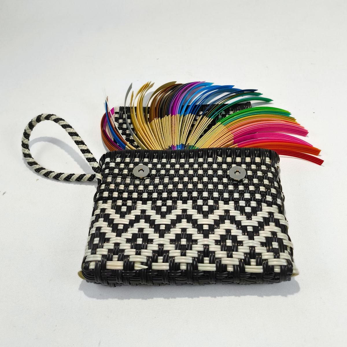 accesorios y edición especial hechos a mano | Colección exclusiva - Bolsa Artesanal MX | Bolsas Hechas a Mano con Impacto Social