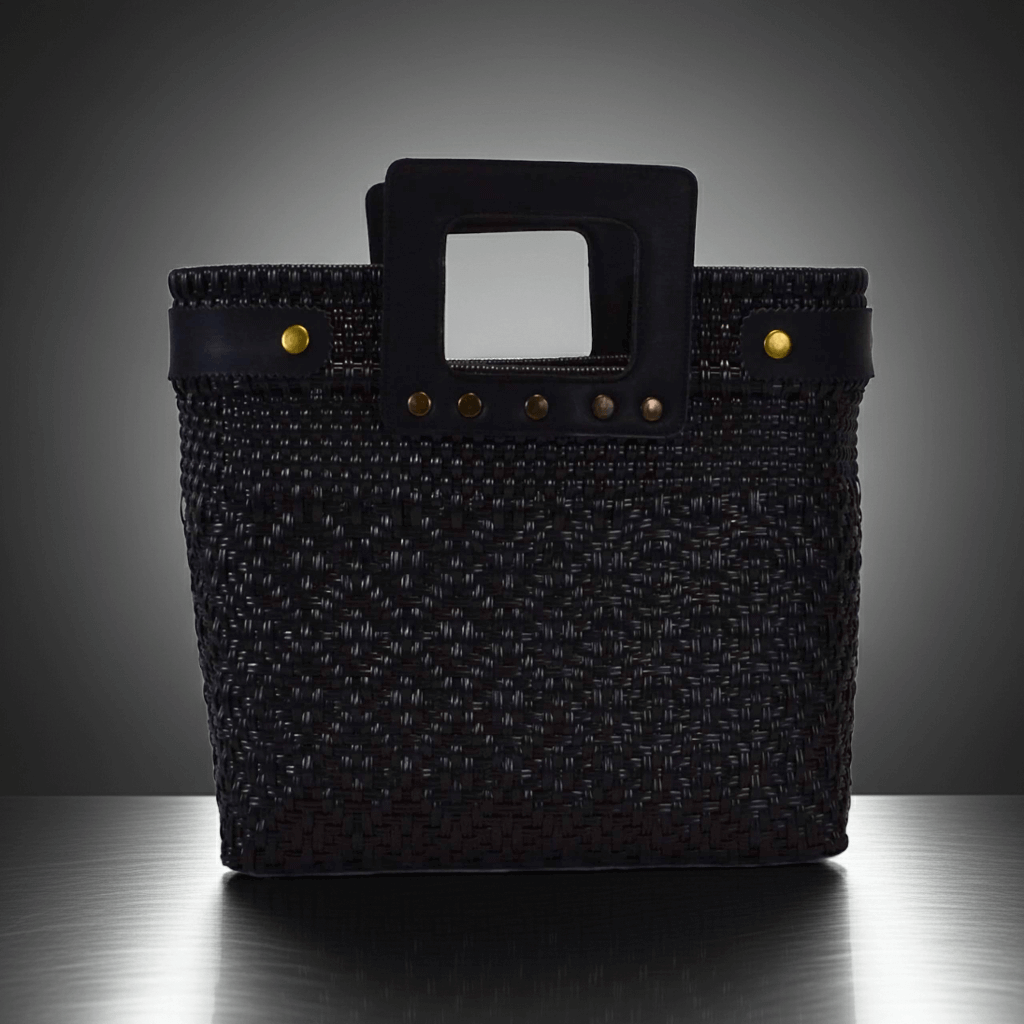 Multicolor-clutch-_-Mx-Artisan-Bag-Black-edited_2 (1).png__PID:fdce828a-e4bb-4393-abc2-71e110734f8d