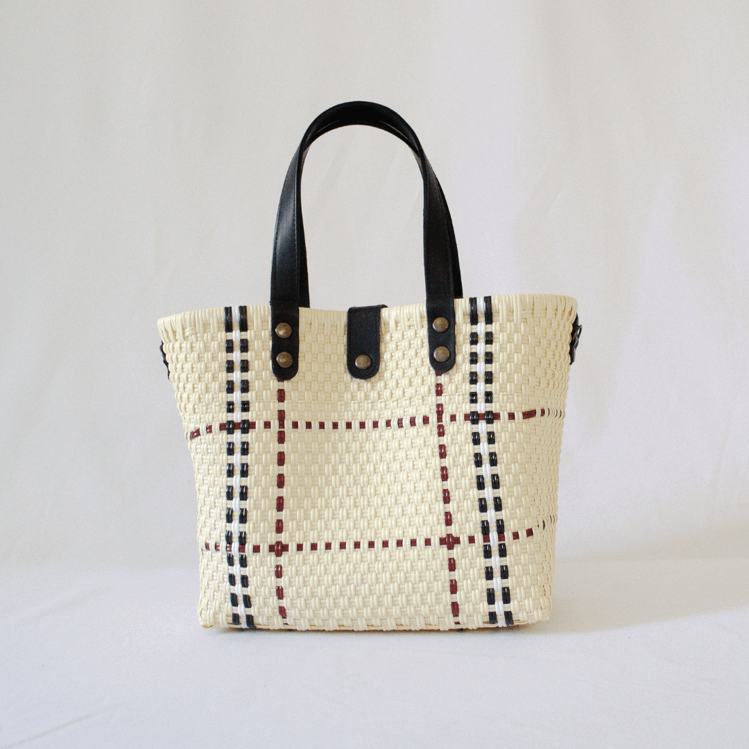 Tote Mediano de Piel Hecho en México bolsa artesanal tejida a mano con plástico reciclado LDPE