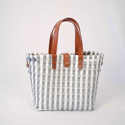 Tote Mediano Asa Piel Blanco con Asas Café – Tote Mediano de Piel Hecho en México