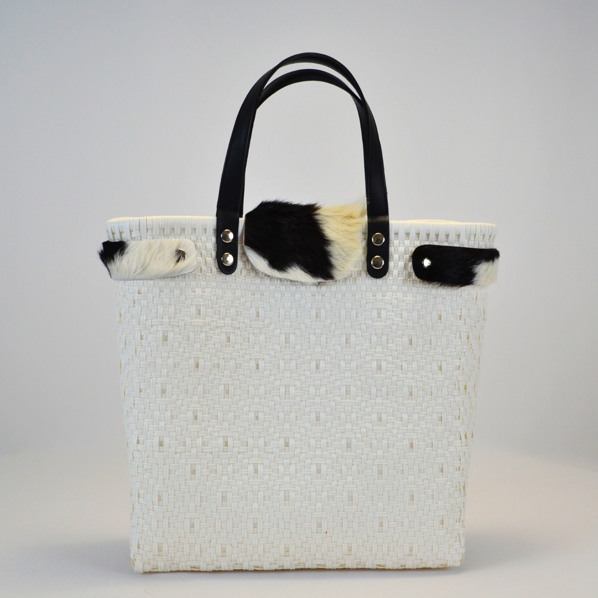 tote artesanal piel México edición Cow Furry color negro vista frontal