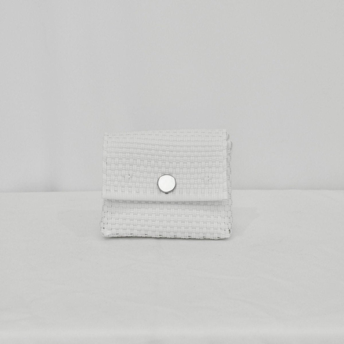 Bolsa de cosméticos artesanal con impacto social y diseño funcional - Bolsa Artesanal MX | Bolsas Hechas a Mano con Impacto Social