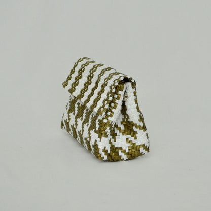 Bolsa de cosméticos artesanal con impacto social y diseño funcional - Bolsa Artesanal MX | Bolsas Hechas a Mano con Impacto Social