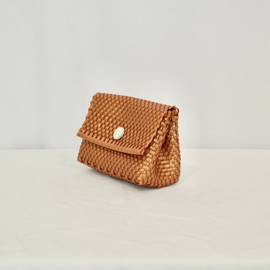 Bolsa de cosméticos artesanal con impacto social y diseño funcional - Bolsa Artesanal MX | Bolsas Hechas a Mano con Impacto Social