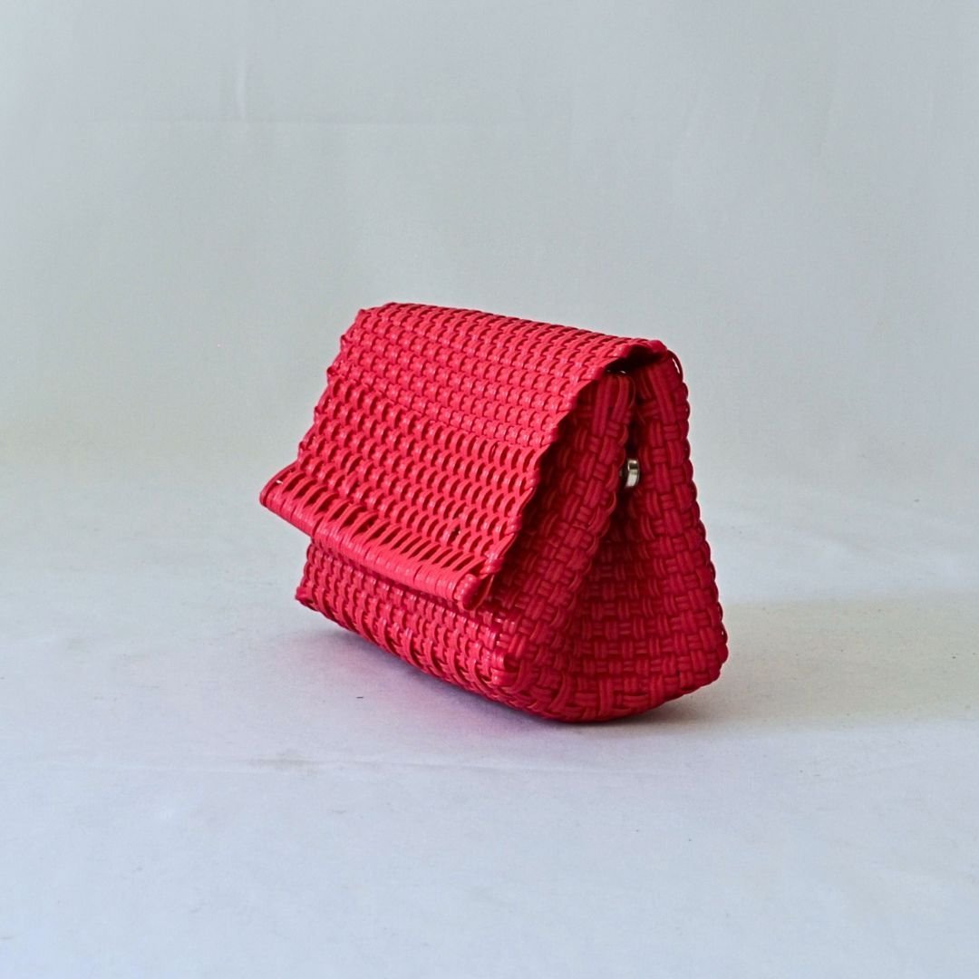 Bolsa de cosméticos artesanal con impacto social y diseño funcional - Bolsa Artesanal MX | Bolsas Hechas a Mano con Impacto Social