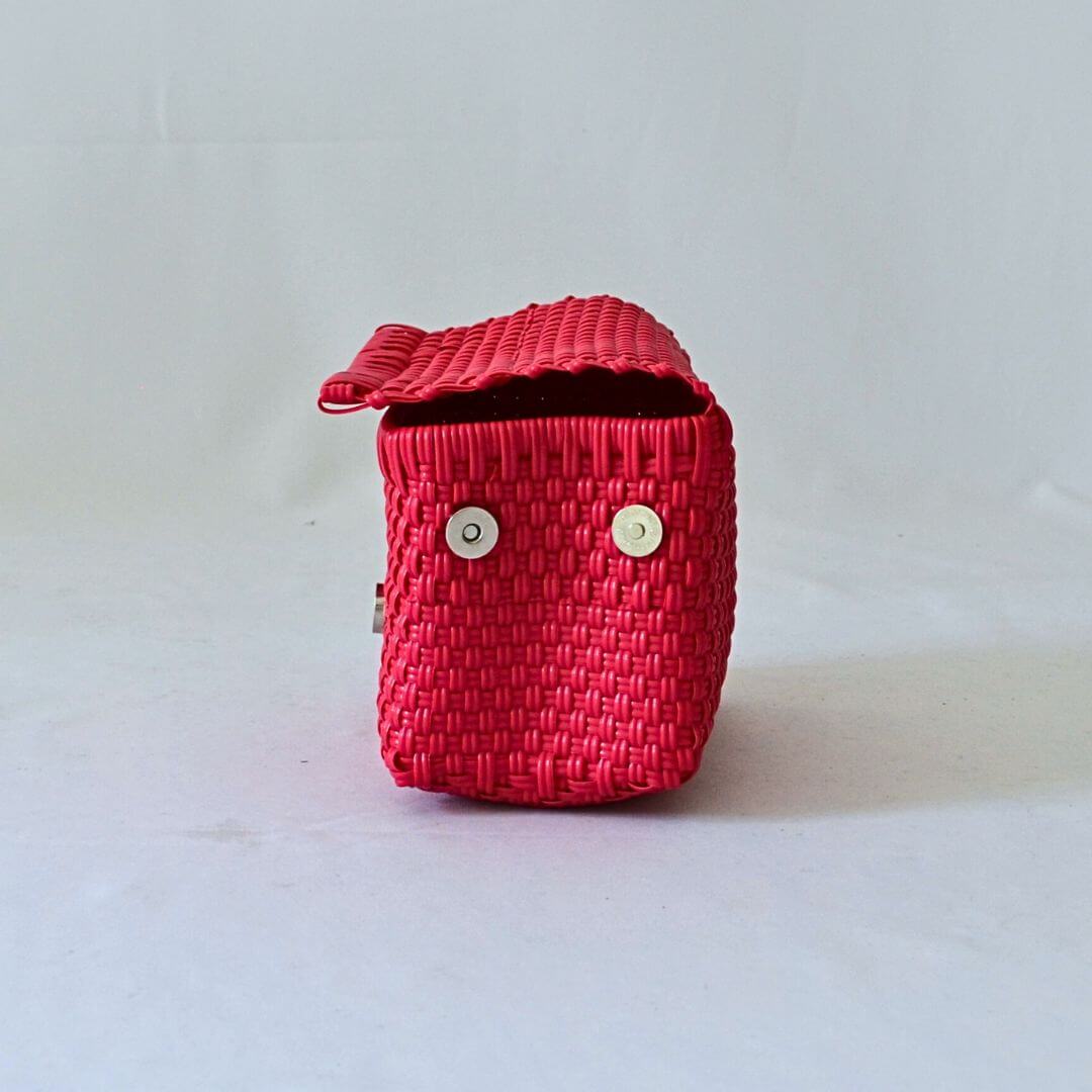 Bolsa de cosméticos artesanal con impacto social y diseño funcional - Bolsa Artesanal MX | Bolsas Hechas a Mano con Impacto Social