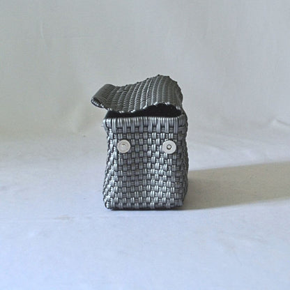 Bolsa de cosméticos artesanal con impacto social y diseño funcional - Bolsa Artesanal MX | Bolsas Hechas a Mano con Impacto Social