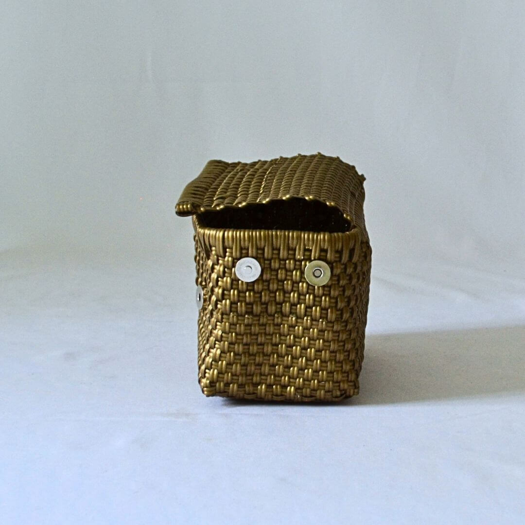 Bolsa de cosméticos artesanal con impacto social y diseño funcional - Bolsa Artesanal MX | Bolsas Hechas a Mano con Impacto Social