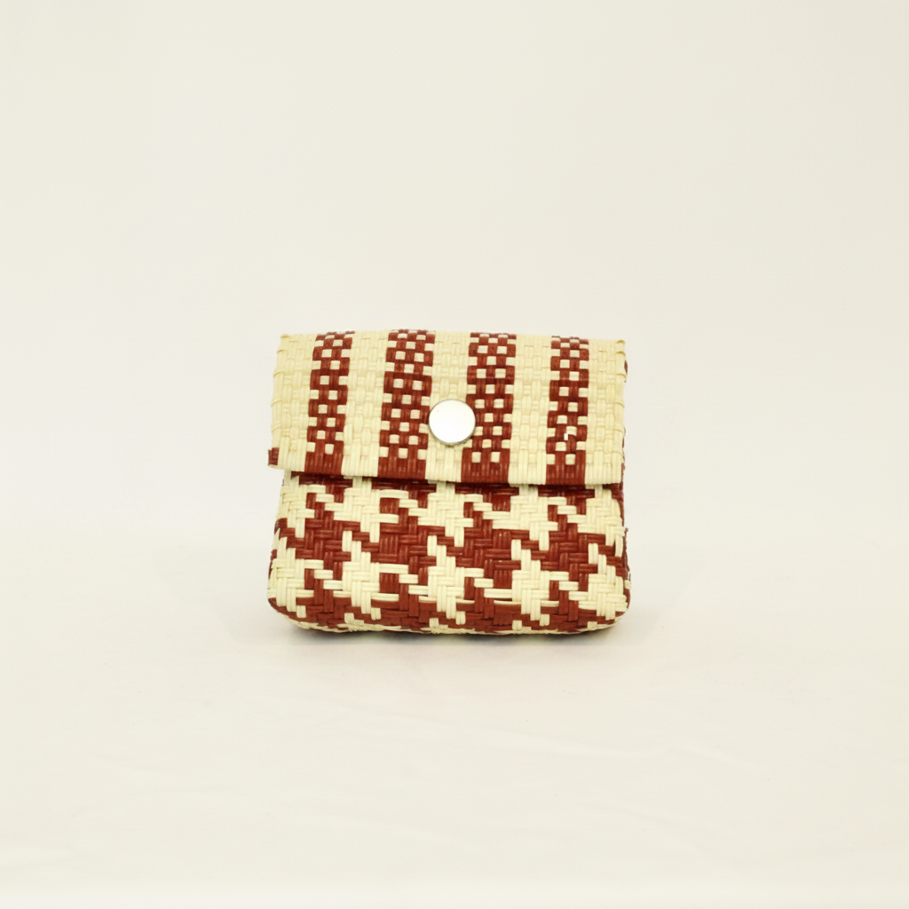 Cosméticos Terracota frente — Off-White