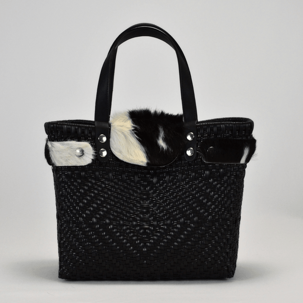 Tote artesanal piel México | Edición Cow Furry hecha a mano - Bolsa Artesanal MX | Bolsas Hechas a Mano con Impacto Social