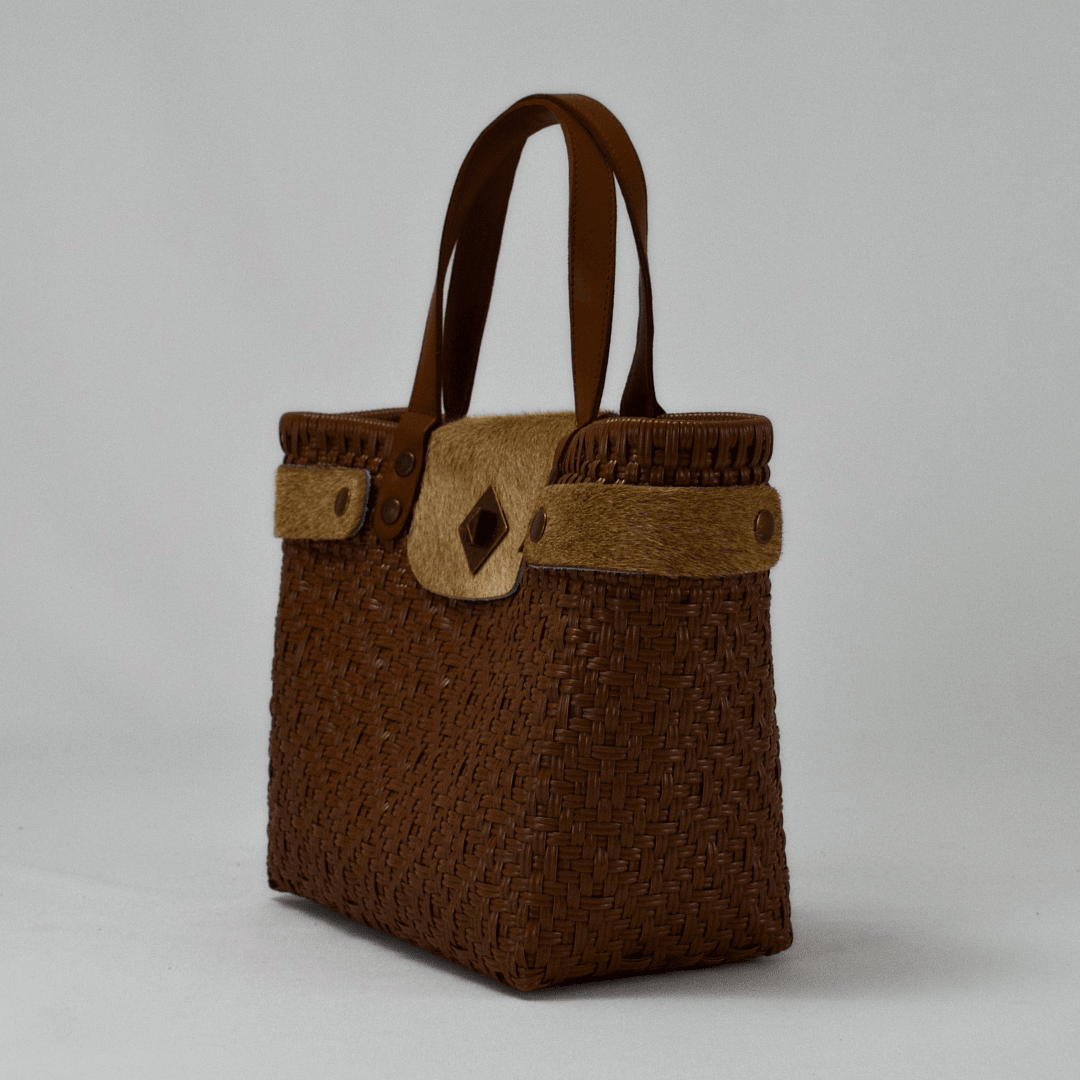 Tote artesanal piel México | Edición Cow Furry hecha a mano - Bolsa Artesanal MX | Bolsas Hechas a Mano con Impacto Social