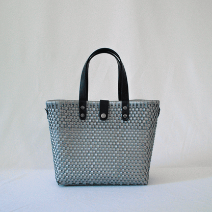 Tote Mediano de Piel Hecho en México bolsa artesanal tejida a mano con plástico reciclado LDPE