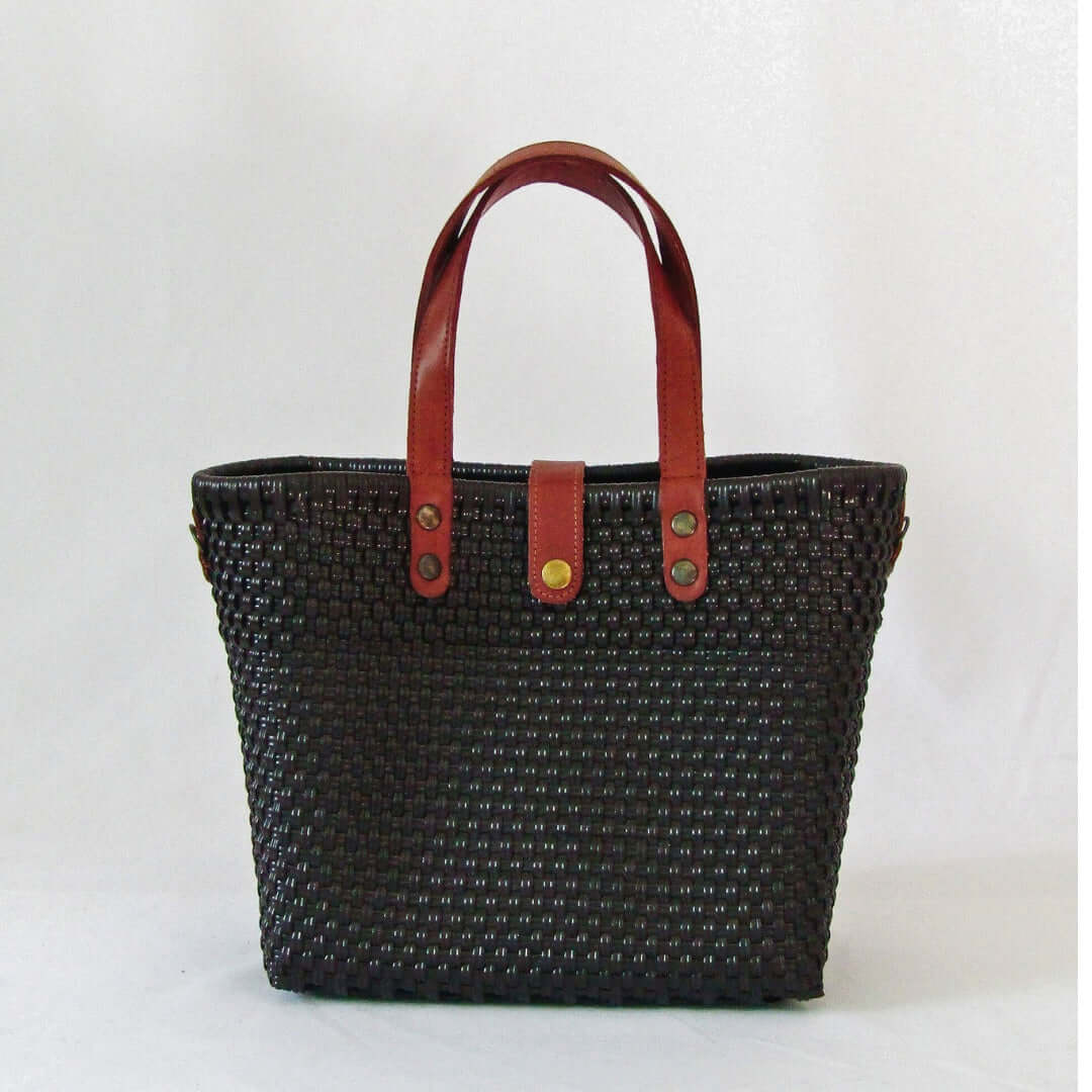 Tote mediano asa piel negro asa café - tejido LDPE reciclado artesanal México
