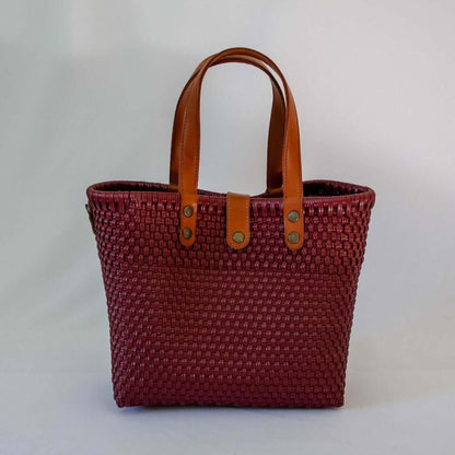 Tote mediano asa piel vino asa café - hecho a mano en penales mexicanos México